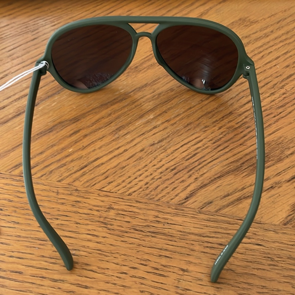 Janie & Jack Evergreen Sunglasses Ages 4 and Up NWT - Picture 3 of 3